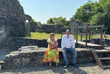 VENEZ DECOUVRIR UN VIGNOBLE, UN CHATEAU AVEC UN DEJEUNER !